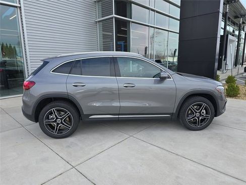 New 2026 Mercedes-Benz GLA 250 4MATIC image 2