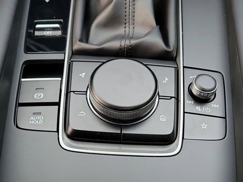 New 2026 MAZDA MAZDA3 s FWD image 31