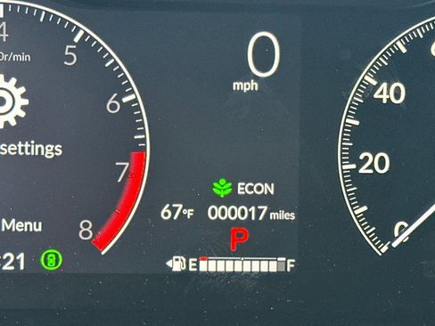 Certified 2026 Honda HR-V Sport image 32