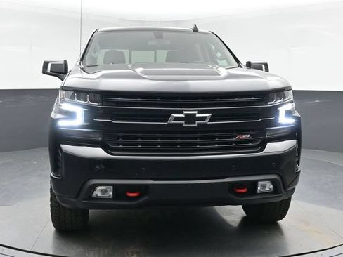 Used 2021 Chevrolet Silverado 1500 LT Trail Boss w/ Convenience Package II AWD/4WD image 3