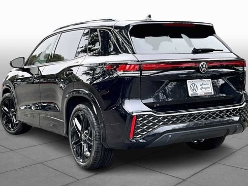 New 2026 Volkswagen Tiguan SE R-Line image 12