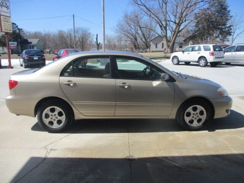 Used 2008 Toyota Corolla LE image 2