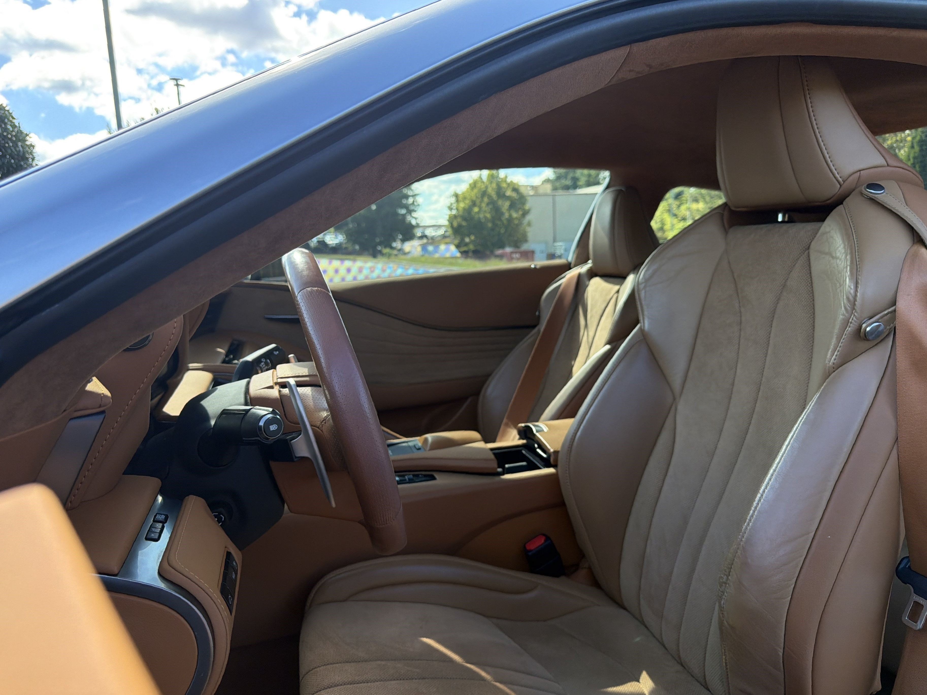 Used 2018 Lexus LC 500 Coupe w/ Performance Package RWD image 7