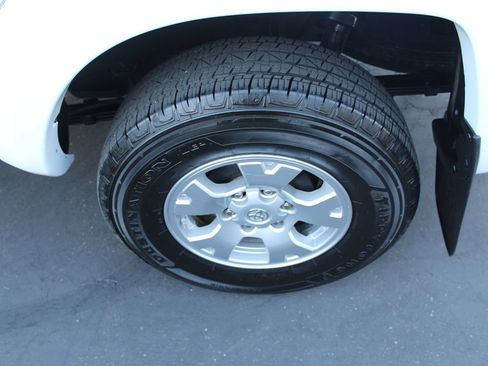 Used 2009 Toyota Tacoma PreRunner RWD image 13