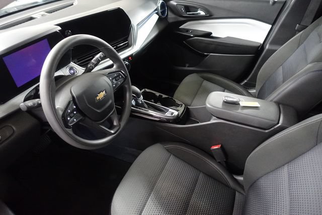 Used 2025 Chevrolet Trax LT FWD image 10