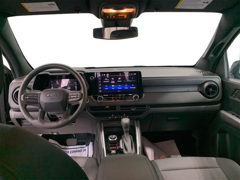 Used 2023 Chevrolet Colorado Trail Boss w/ Technology Package image 19