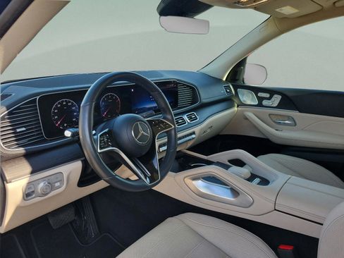 Used 2024 Mercedes-Benz GLS 450 4MATIC image 27
