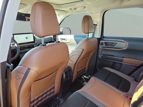 New 2025 Ford Bronco Sport Outer Banks w/ Sasquatch Outer Banks Package image 21