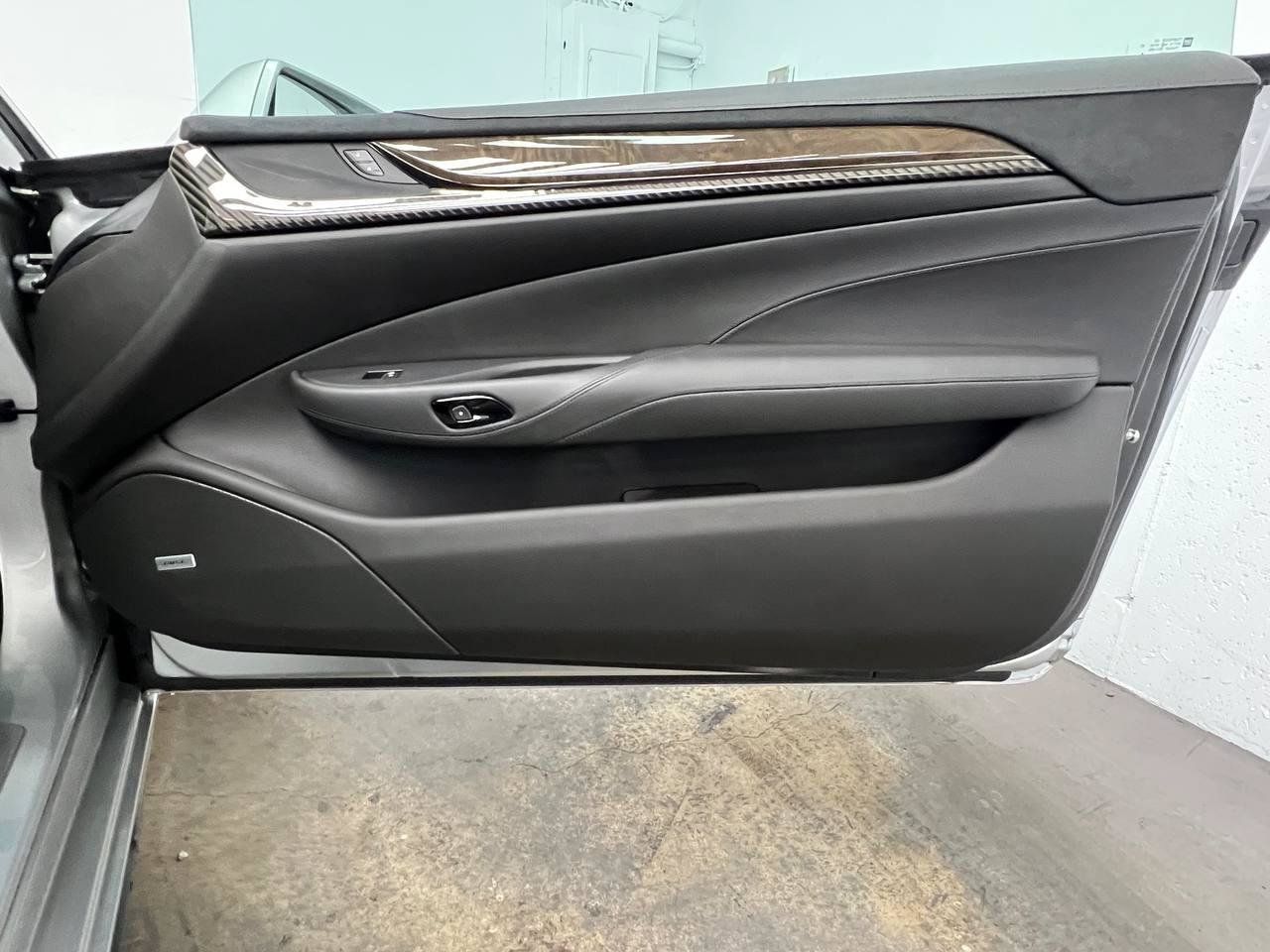 Used 2016 Cadillac ELR FWD image 10