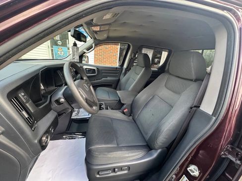 Used 2014 Honda Ridgeline RTS image 10