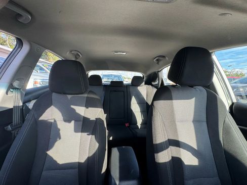 Used 2014 Hyundai Elantra GT image 18