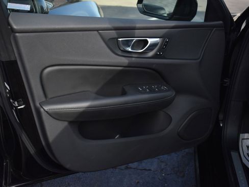 Used 2024 Volvo S60 B5 Plus image 12