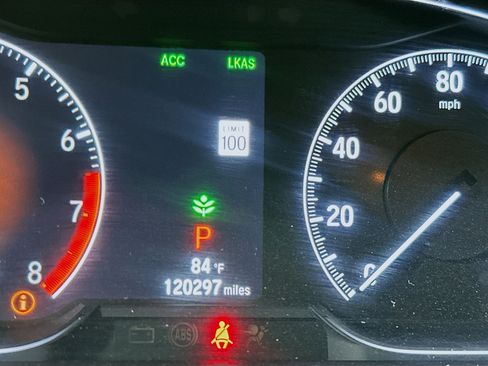 Used 2018 Honda Accord LX image 18