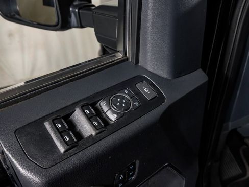 Used 2022 Ford F250 Platinum w/ FX4 Off-Road Package image 36