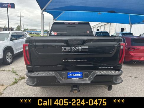 Used 2024 GMC Sierra 2500 Denali Ultimate AWD/4WD image 6