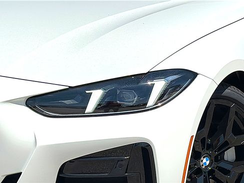 New 2027 BMW 430i Coupe w/ M Sport Package RWD image 4