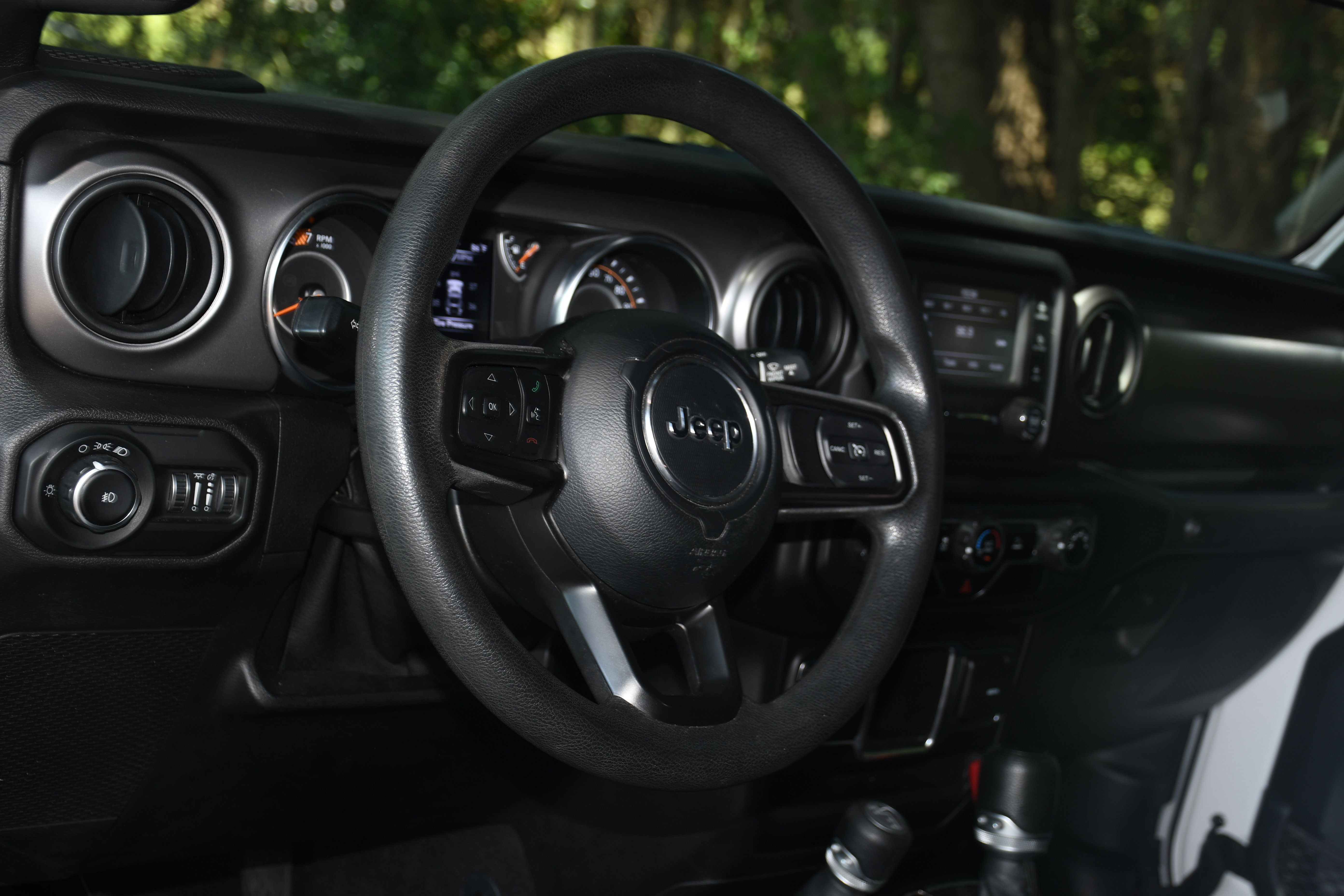 Used 2021 Jeep Wrangler Unlimited Sport AWD/4WD image 8