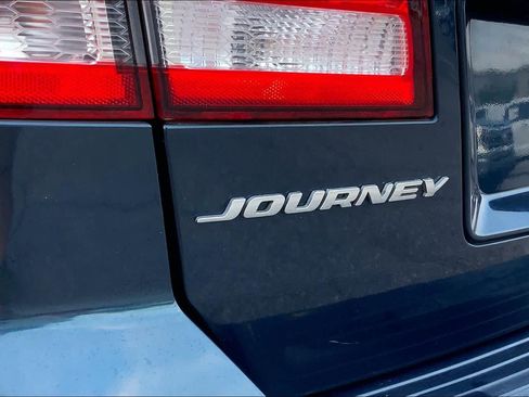 Used 2014 Dodge Journey SXT w/ Quick Order Package 28C FWD image 27