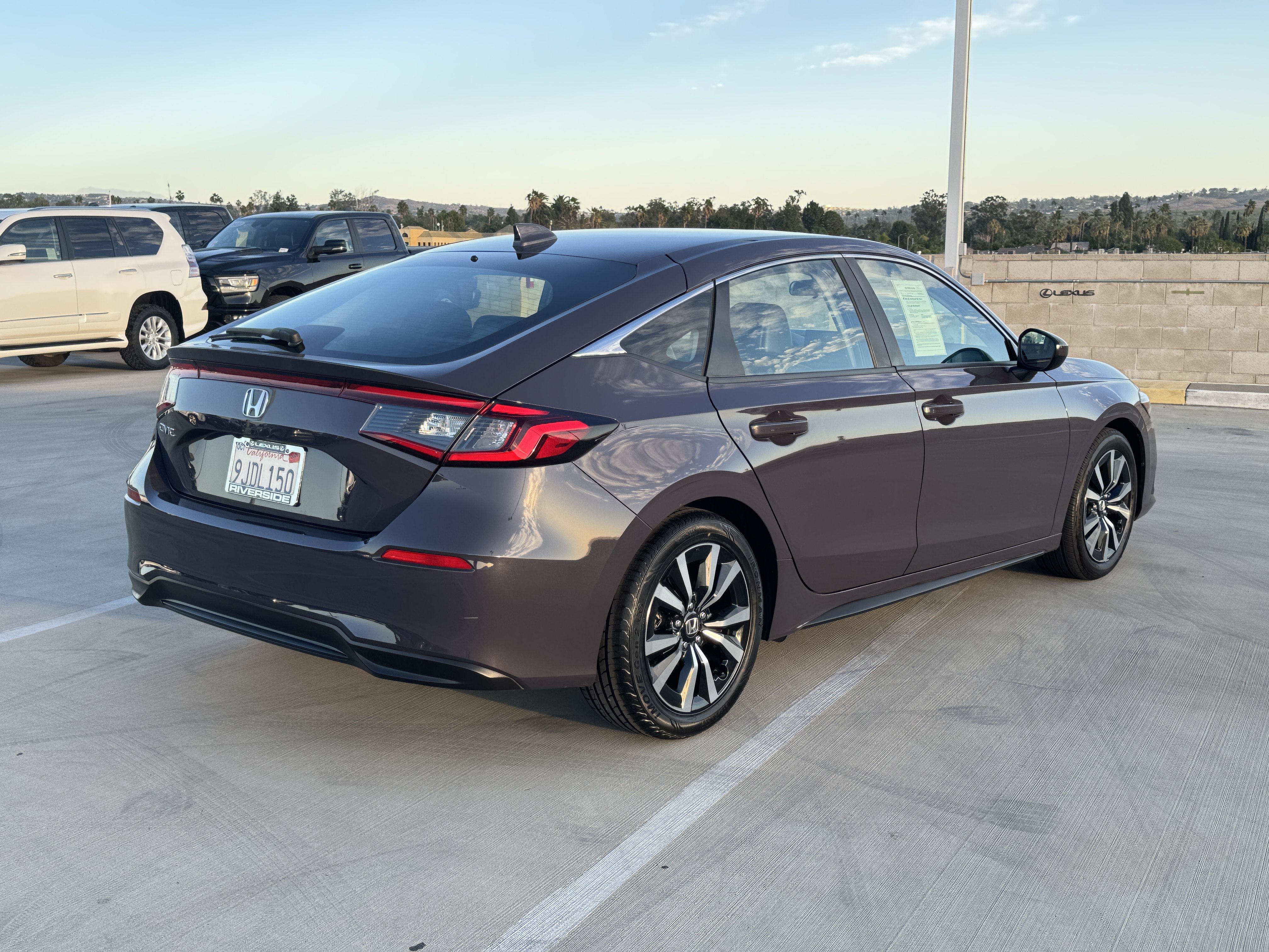 Used 2024 Honda Civic EX-L image 10