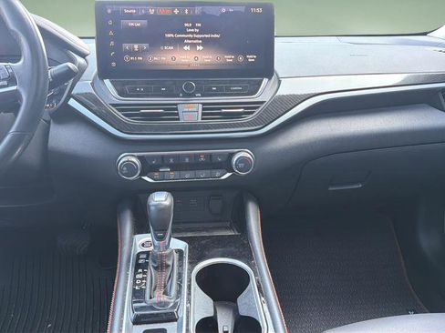 Certified 2023 Nissan Altima 2.5 SR w/ SR Premium Package image 8