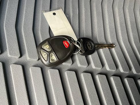 Used 2013 Chevrolet Avalanche LTZ AWD/4WD image 49