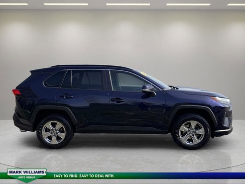 Used 2023 Toyota RAV4 XLE AWD/4WD image 2