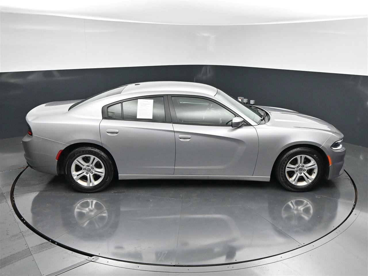Used 2016 Dodge Charger SE w/ Popular Equipment Group RWD image 21