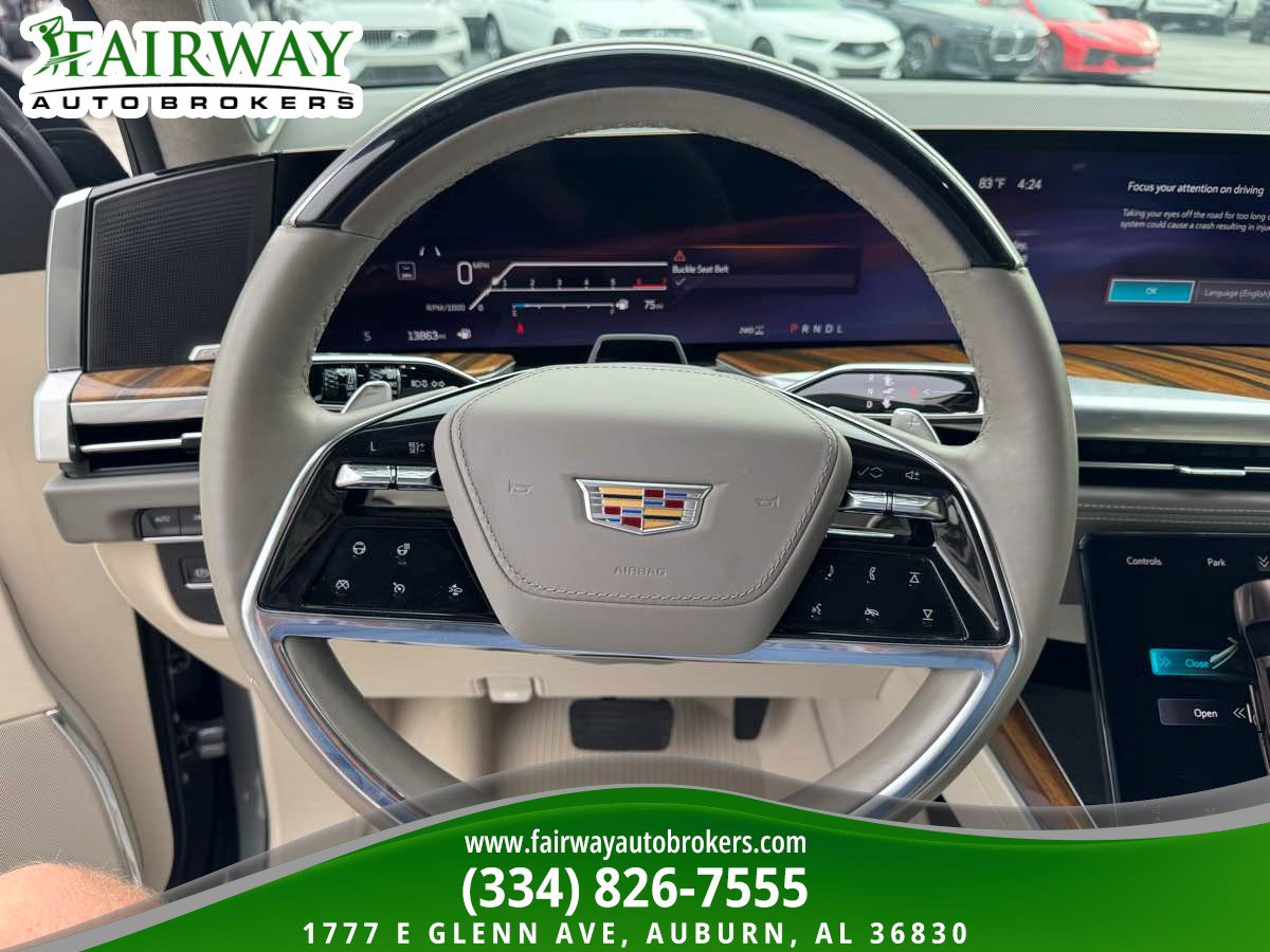 Used 2026 Cadillac Escalade Platinum Sport w/ LPO, ONYX Package AWD/4WD image 19