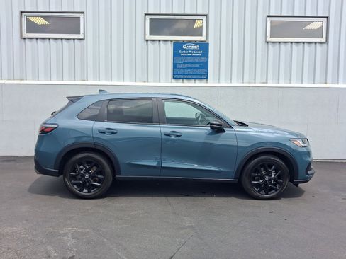 Used 2024 Honda HR-V Sport image 9