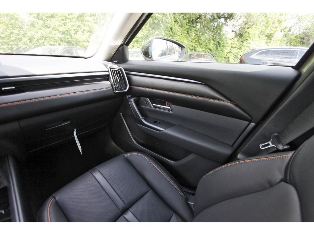 New 2026 MAZDA CX-50 2.5 Turbo w/ Accent Package AWD/4WD image 8