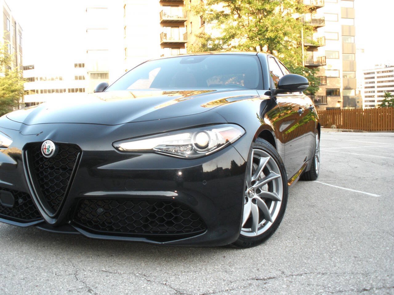 Used 2023 Alfa Romeo Giulia Sprint RWD image 6