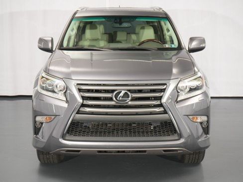 Used 2015 Lexus GX 460 w/ Premium Package AWD/4WD image 6