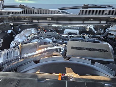 Used 2025 Chevrolet Silverado 2500 LT AWD/4WD image 13