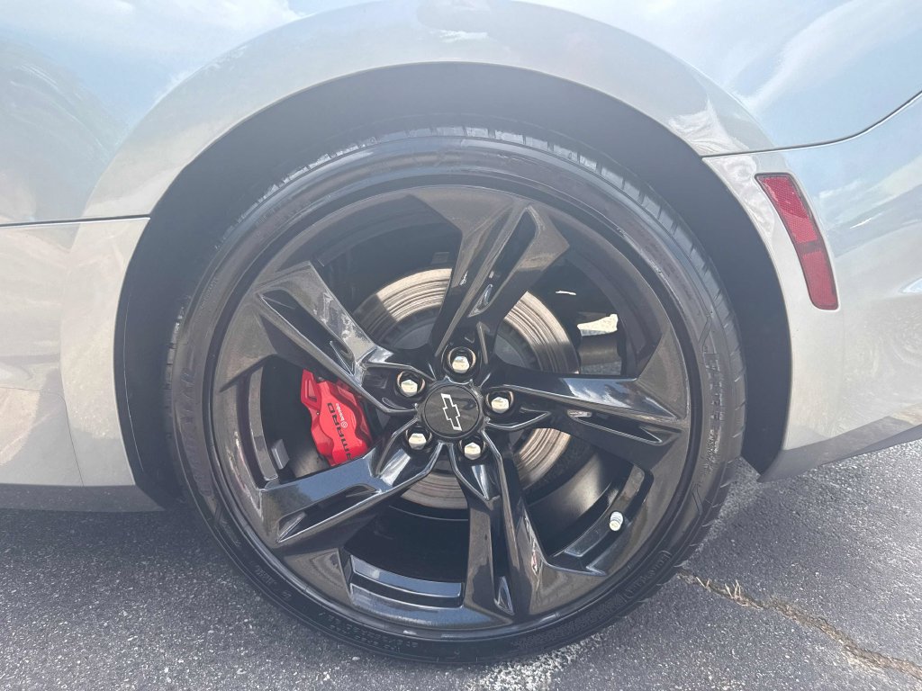 Used 2023 Chevrolet Camaro SS RWD image 30