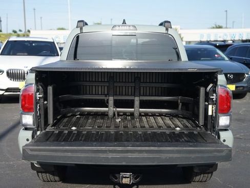 Used 2023 Toyota Tacoma TRD Sport w/ Technology Package RWD image 31