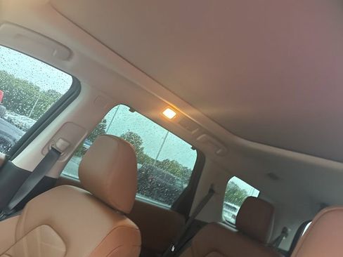 Used 2025 Nissan Pathfinder Platinum AWD/4WD image 4