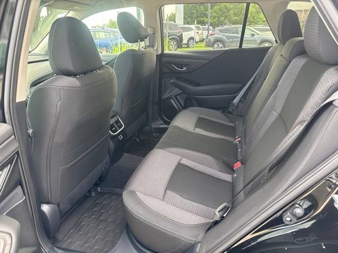 Certified 2025 Subaru Outback Premium AWD/4WD image 14