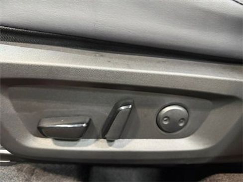 New 2025 Mitsubishi Outlander SE image 13