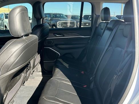 Used 2022 Jeep Grand Cherokee Limited 4xe AWD/4WD image 10