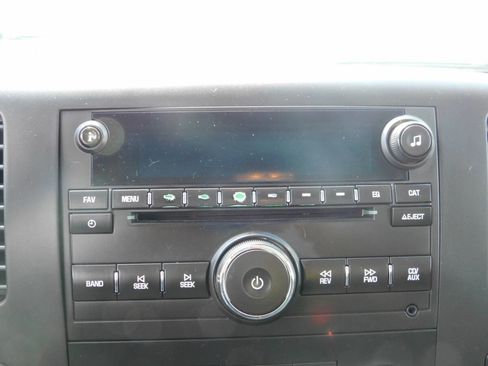 Used 2011 GMC Sierra 1500 W/T image 11