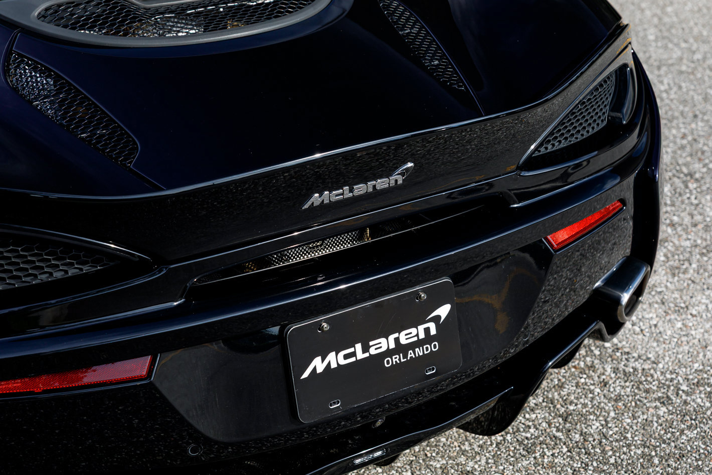 Used 2018 McLaren 570S RWD image 5