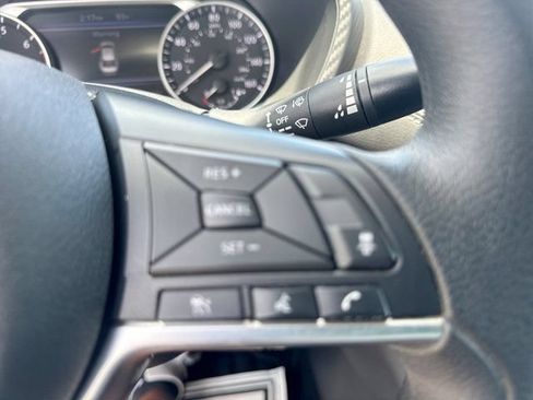 Used 2024 Nissan Sentra SV FWD image 26