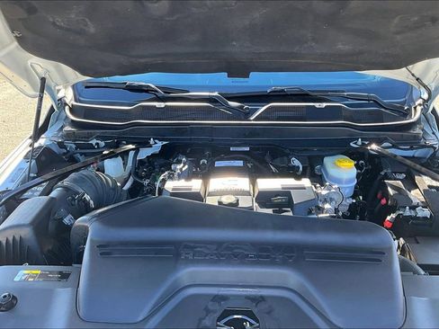 Used 2023 RAM 2500 Big Horn w/ Level 1 Equipment Group image 30