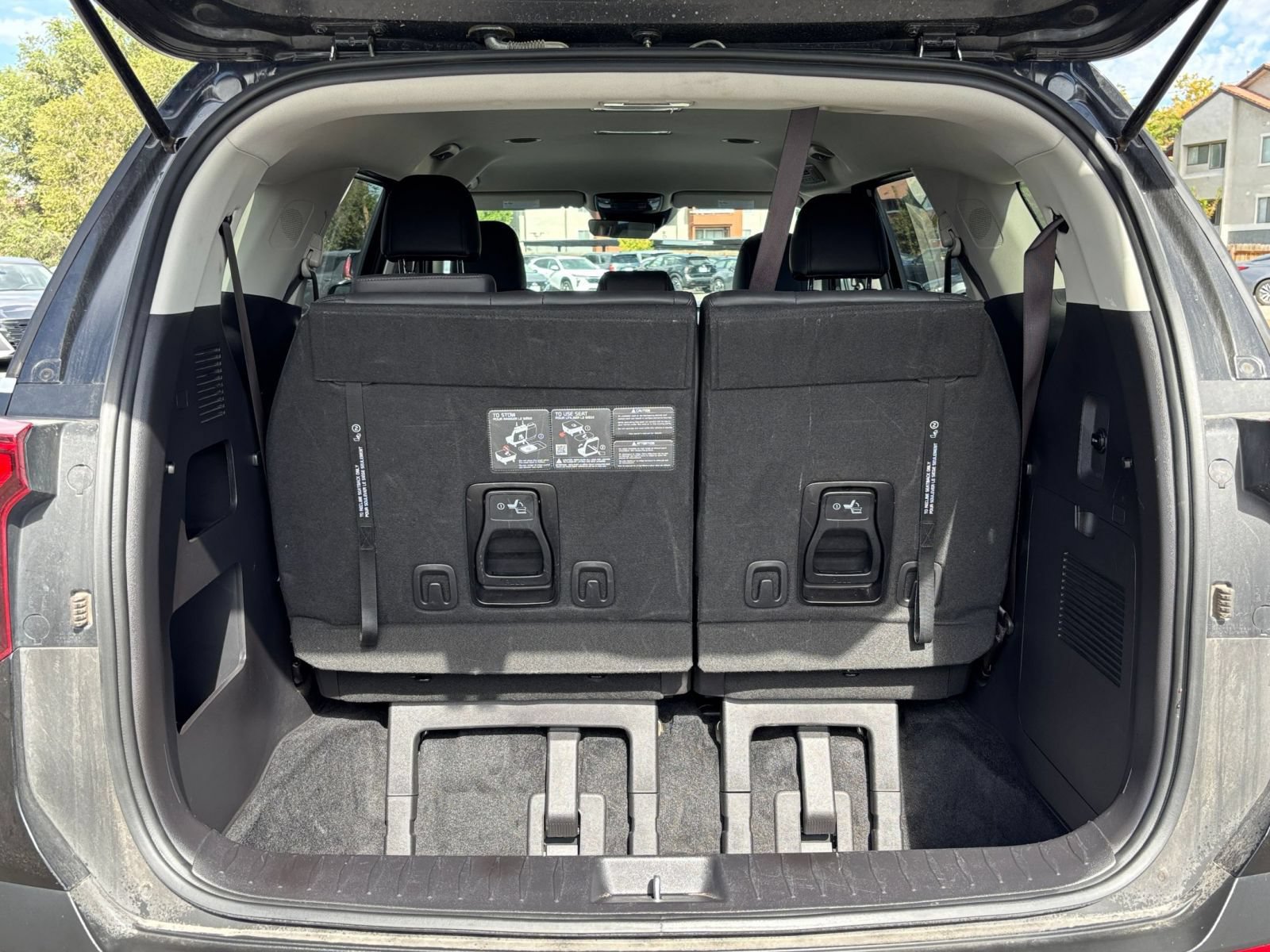 Used 2026 Kia Carnival FWD image 33