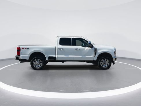 Used 2024 Ford F250 King Ranch w/ Chrome Package image 4