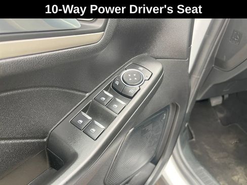 Used 2021 Ford Escape SE image 15