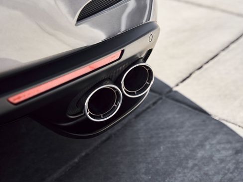 Used 2020 Ferrari GTC4Lusso V12 image 14