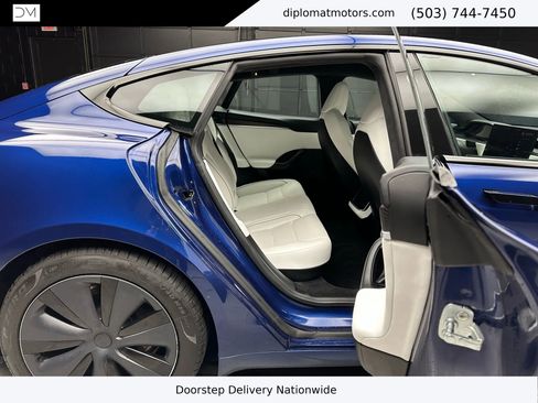 Used 2021 Tesla Model S Plaid image 21