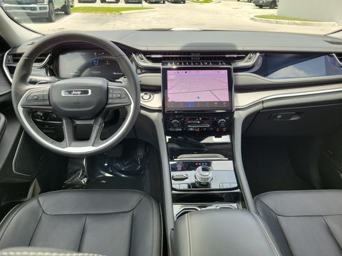 Used 2022 Jeep Grand Cherokee Limited 4xe AWD/4WD image 18