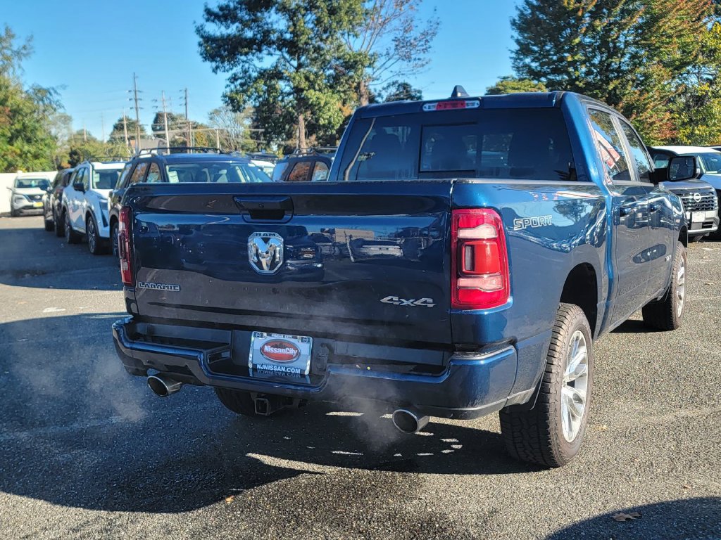Used 2023 RAM 1500 Laramie AWD/4WD image 7